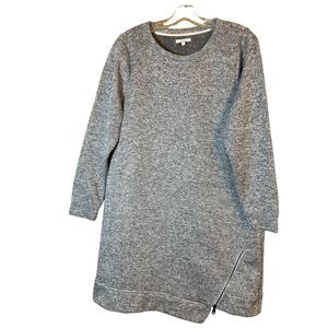 Maurice's long sleeved long sweater in Gray and white. Size XL